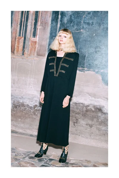 Look 27